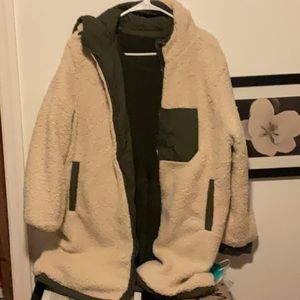 Reversible sherpa green and cream